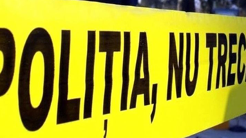 Bărbat găsit mort