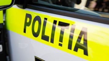 Polițist reținut în flagrant cu mită de 90.000 de lei