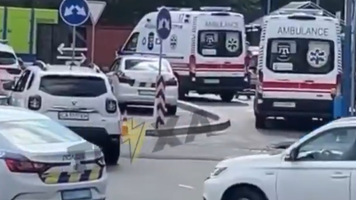 (VIDEO) Incident armat în Ucraina. Un bărbat a deschis focul într-un McDonald's