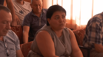 (VIDEO) Fără liceu în satul Zaim. Părinții protestează și cer Ministerului Educației revizuirea deciziei