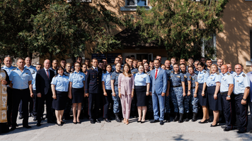 (FOTO) O nouă promoție de agenți de penitenciare: 37 de absolvenți au primit certificatele de absolvire