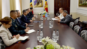 Cooperarea moldo-elenă pe domeniu militar, discutată la Ministerul apărării