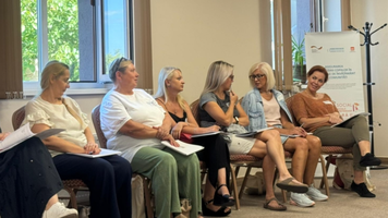 Peste 100 de cadre didactice și manageriale, instruite privind sprijinul psiho-emoțional al copiilor refugiați și din medii vulnerabile