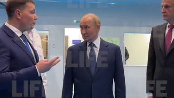 (VIDEO) Oprirea pe care a făcut-o Putin înainte de întâlnirea cu Trump