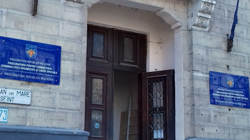 Hotărâri definitive și irevocabile: Doi procurori PCCOCS nu promovează evaluarea externă