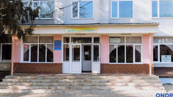 Examen fraudat la Rezina! 23 de teste au fost anulate, iar directorul școlii – demis