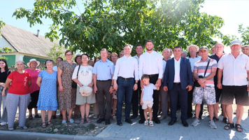 (FOTO) Prim-ministrul Dorin Recean a inspectat realizarea proiectelor de infrastructură rutieră din raionul Leova