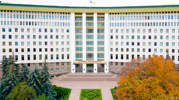 Parlamentul se convoacă în sesiunea de toamnă