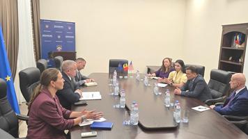Procurorul General interimar, Alexandru Machidon l-a primit în vizită pe Însărcinatul cu Afaceri al SUA în Moldova