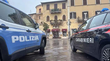 Magazinul Dior din Florența, jefuit azi-noapte ca-n filme. Hoții au pătruns prin pivnițele vecinilor