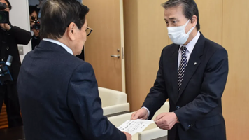 Indignare în Japonia. Un fost primar cu 99 de acuzații de hărțuire sexuală a fost ales consilier local