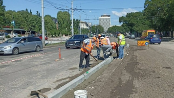 Trafic suspendat pe timp de noapte pe un tronson al bulevardului Iuri Gagarin din Chișinău