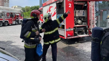 Ștefan Vodă: Un pacient a ieșit pe balconul spitalului raional și s-a urcat pe un cablu amplasat între etajele trei și patru