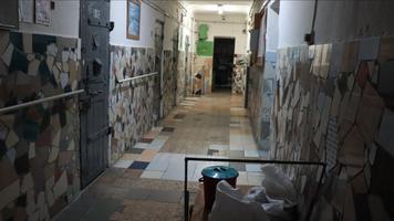 Cei trei polițiști de la IP Botanica, reținuți de CNA, trimiși pentru 30 de zile la Penitenciarul Nr.13