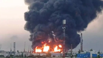 Explozii și incendii în Crimeea după un atac cu drone