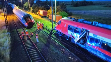 Două trenuri de pasageri s-au ciocnit în Polonia.
