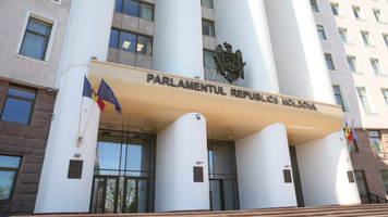 Partidul Nostru a înregistrat un proiect pentru extinderea anchetei parlamentare privind escrocheriile telefonice și financiare. Renato Usatîi insistă să fie audiat pentru a prezenta date suplimentare