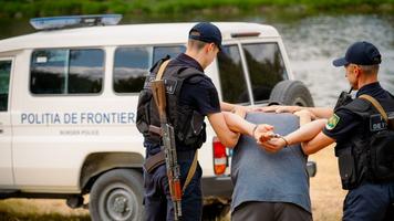 Rețea de migrației ilegale destructurată la frontiera moldo-română