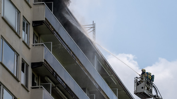Cel puţin 5 persoane au murit într-un incendiu izbucnit într-un bloc de apartamente din Anvers