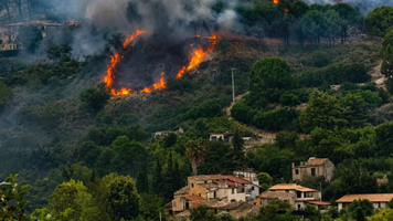 Europa de Sud arde la peste 44°C