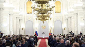 Putin le-a vorbit la Kremlin deputaţilor din Dumă