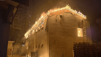 cladire din kiev in flacari