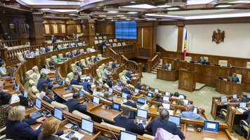 Justiția se digitalizează: Citațiile și unele cereri de chemare în judecată vor putea fi transmise online