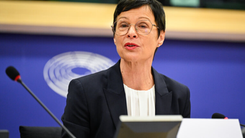 Marta Kos