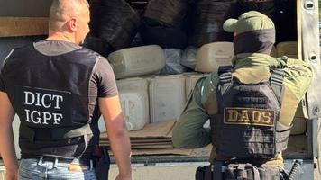 (VIDEO) Schemă de contrabandă către UE. Țigări și alcool de milioane de lei, ridicate de IGPF