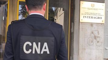 Corupție la Inspectoratul de Stat pentru Supravegherea Tehnică „InTehAgro”. CNA efectuează de la o luni percheziții