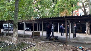 demontarea forțată a unei parcări neautorizate