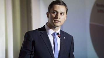 Adrian Lupușor