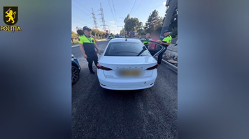 (VIDEO) Urmărire pe străzile Capitalei: un șofer de 29 de ani a refuzat să oprească la somațiile polițiștilor