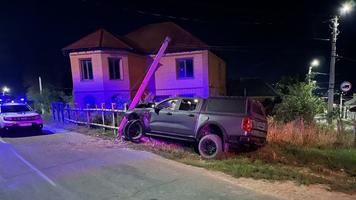 (FOTO) Accidentul cu militarii băuți care căutau drona, la Ocnița. Poliția confirmă informațiile publicate de PulsMedia