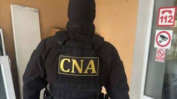 Inspector fiscal, luat la puricat de CNA pentru o șpagă de câteva mii de lei