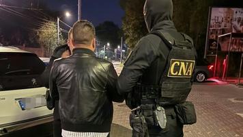 Un fost examinator al ASP, reținut de CNA într-un dosar de trafic de influență