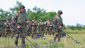 Militari