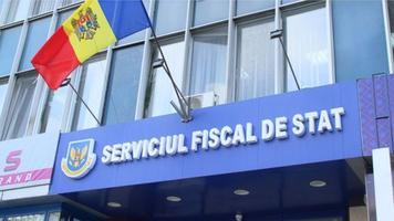 Avere nejustificată de peste 458.000 de lei la o fostă angajată a Fiscului. ANI cere confiscarea