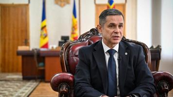 https://realitatea.md/ministru-apararii-dupa-ce-patru-drone-au-survolat-spatiul-aerian-national-prezinta-un-risc-pentru-cetateni/