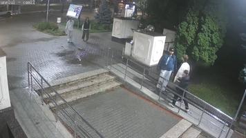 (VIDEO) Mai mulți minori au vandalizat parcul „Alunelul” din Chișinău