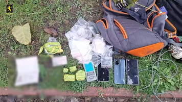 (VIDEO) Tânăr de 22 de ani, prins cu 63 de pachețele de droguri în Chișinău. Riscă până la 15 ani de închisoare